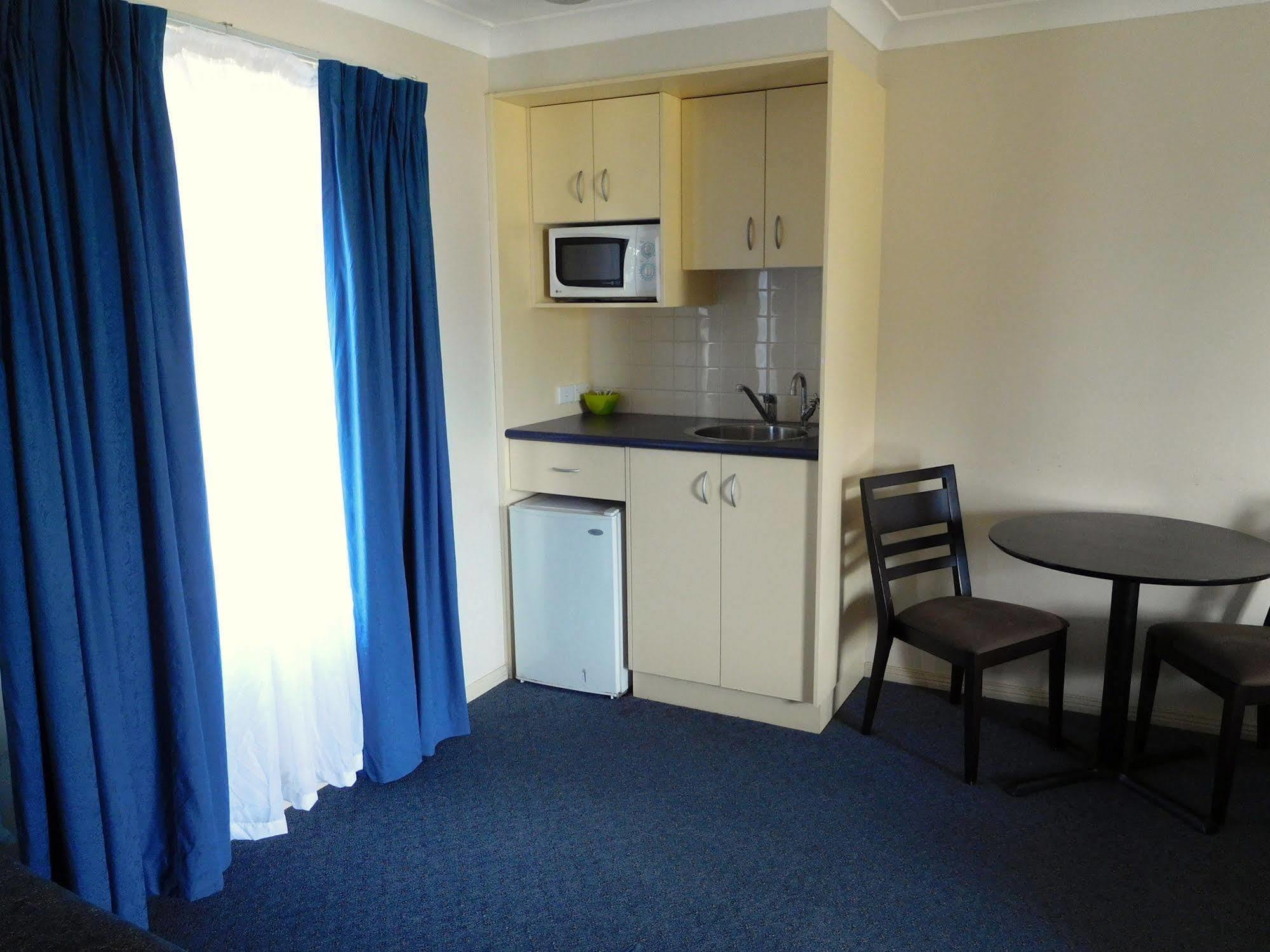 Narrabri Motel And Caravan Park Exterior photo
