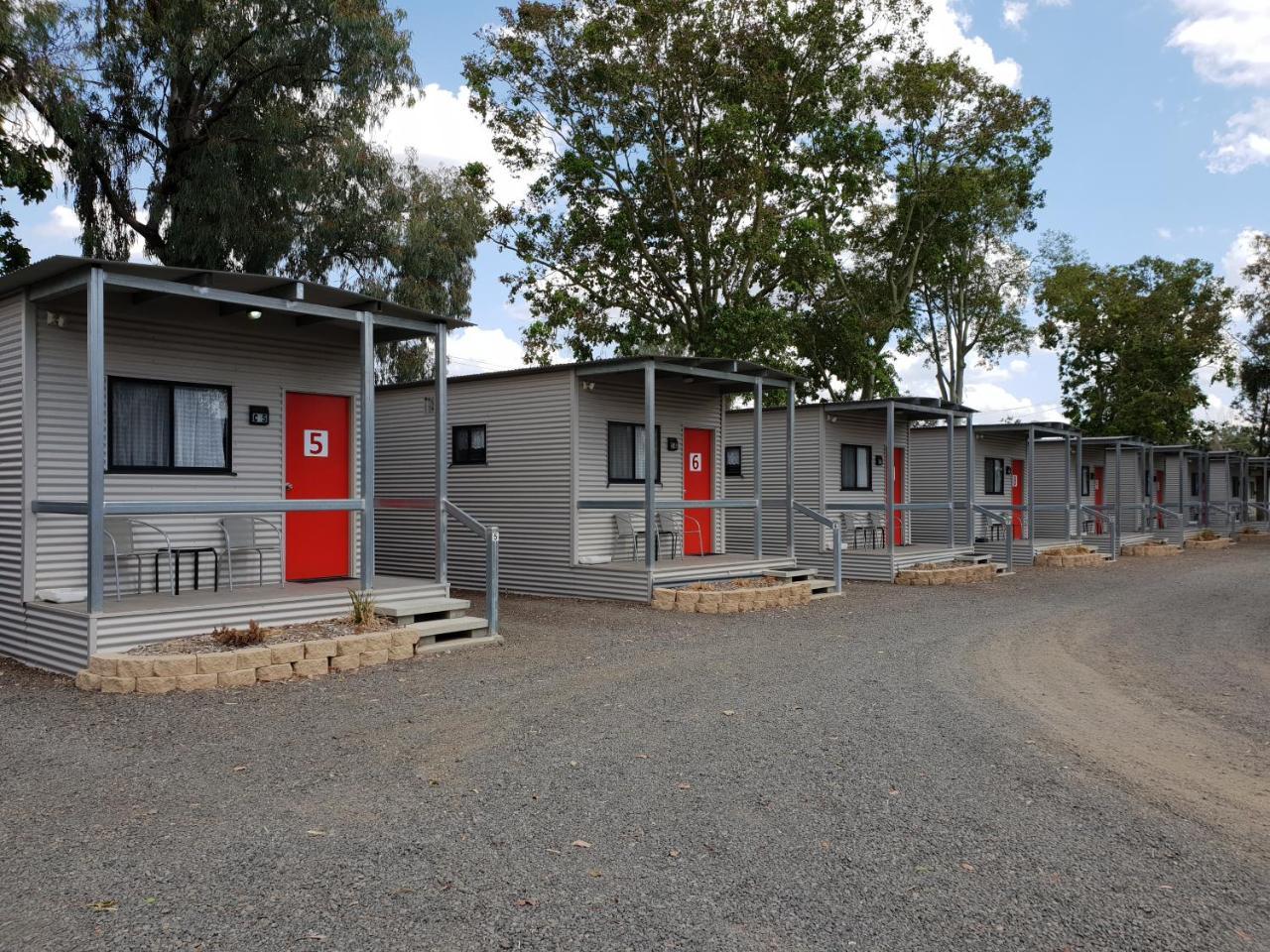Narrabri Motel And Caravan Park Exterior photo